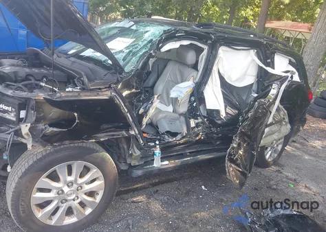 2015 Toyota Sequoia Limited 5.7L V8 из США, поврежденный, VIN 5TDJW5G17FS126361